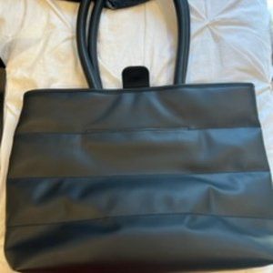 Black tote bag